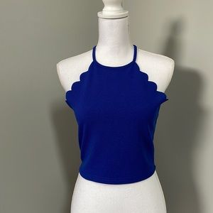SCALLOP TRIM CROPPED HALTER TOP